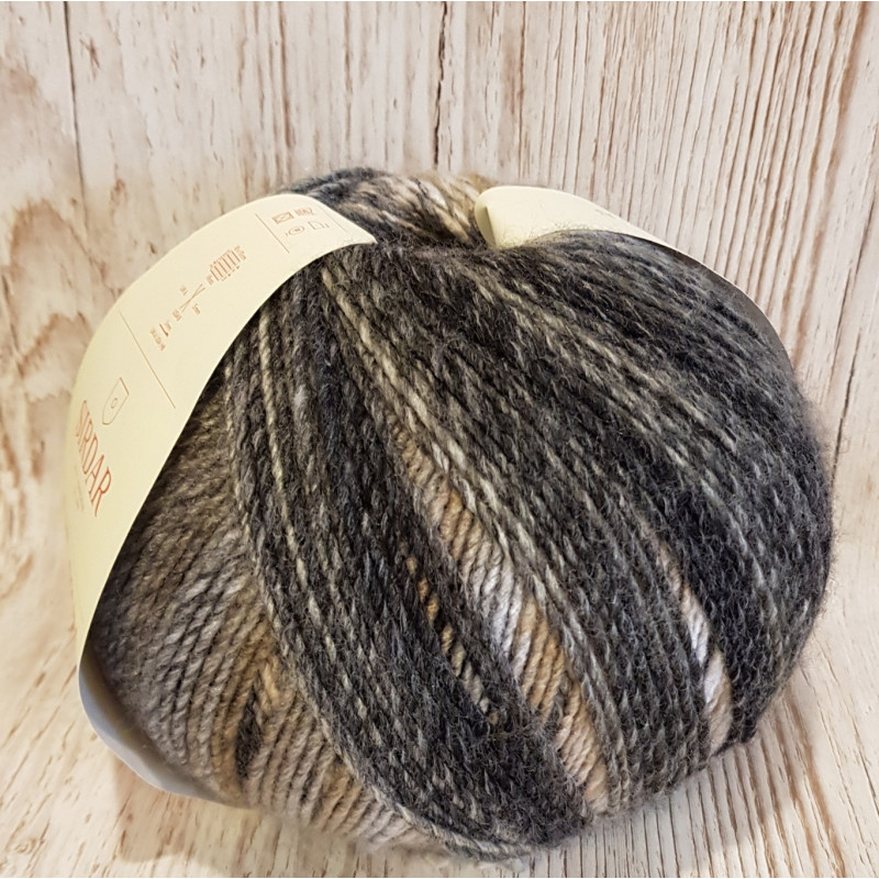 Jewelspun Aran
